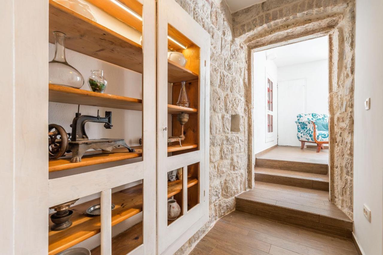Aparthotel Vintage House Al Pozzo Hvar Town Exterior foto