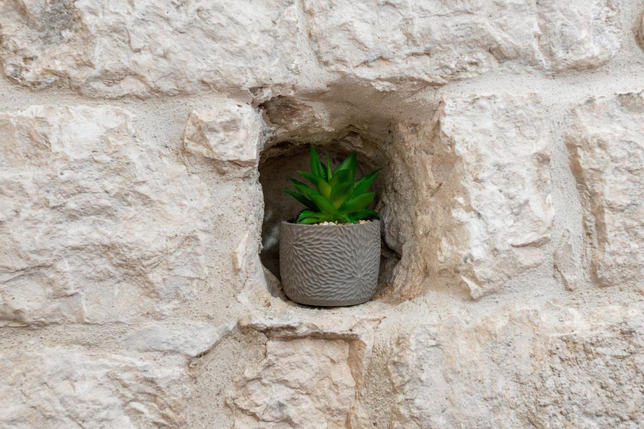 Aparthotel Vintage House Al Pozzo Hvar Town Exterior foto