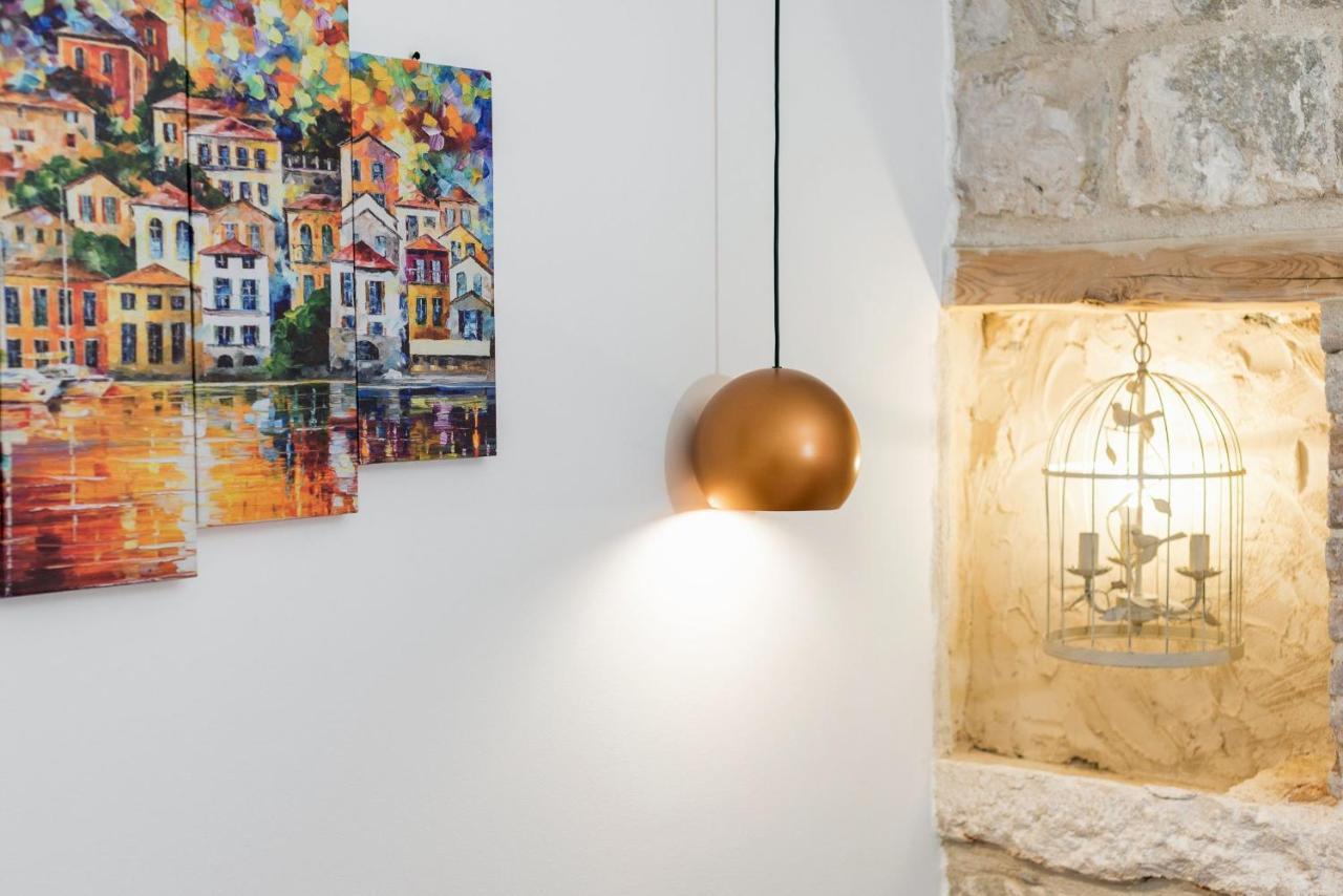 Aparthotel Vintage House Al Pozzo Hvar Town Exterior foto