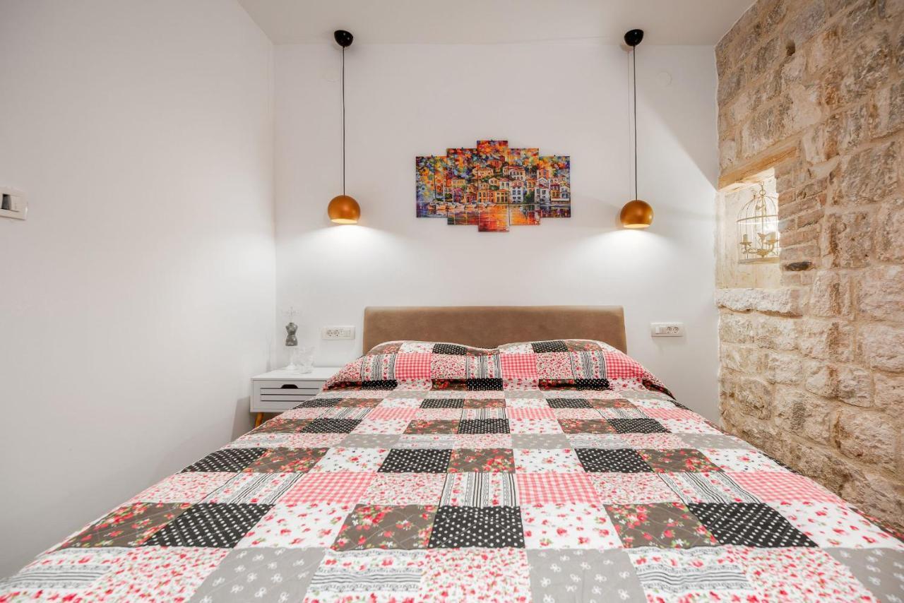 Aparthotel Vintage House Al Pozzo Hvar Town Exterior foto