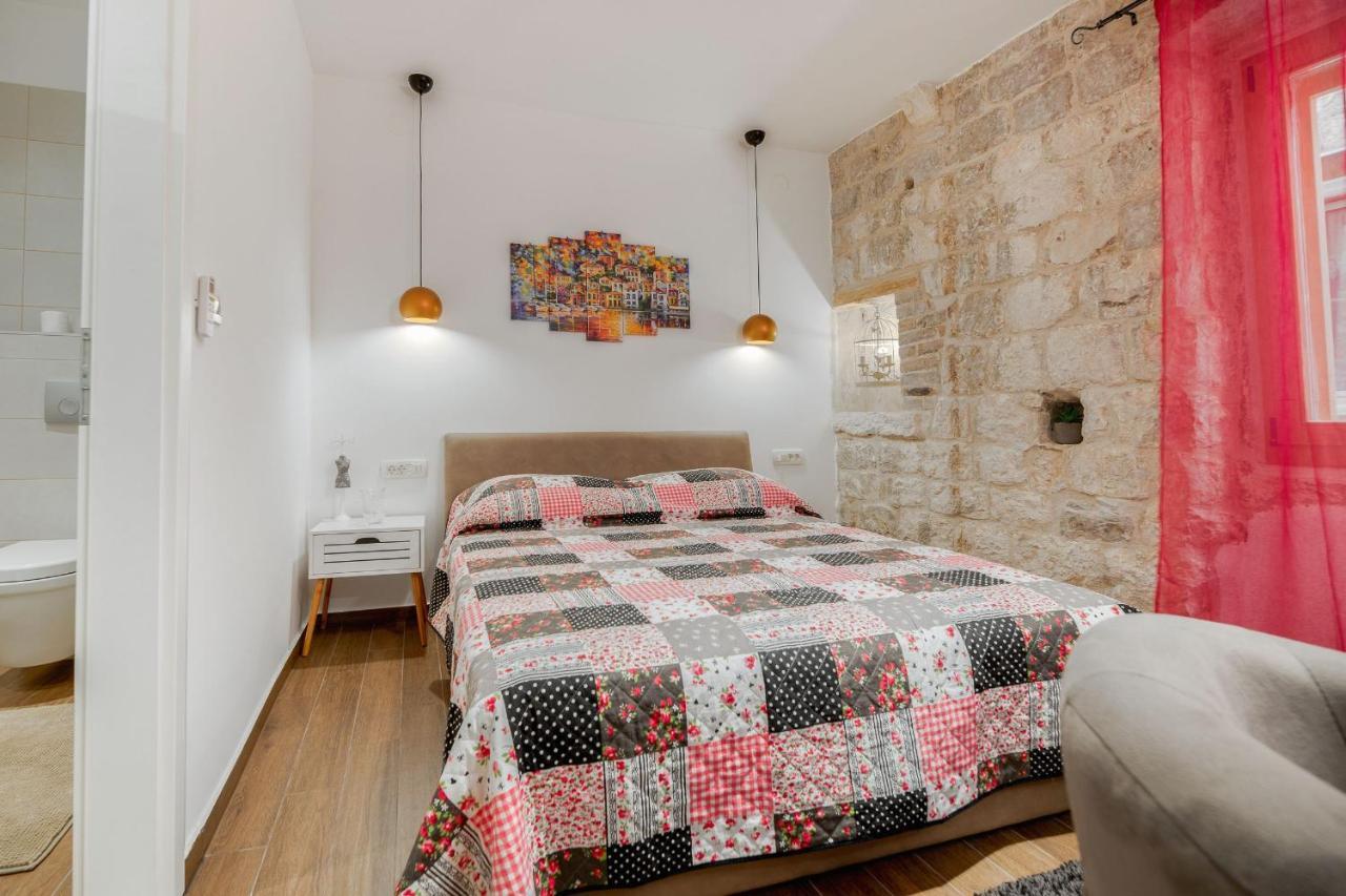 Aparthotel Vintage House Al Pozzo Hvar Town Exterior foto